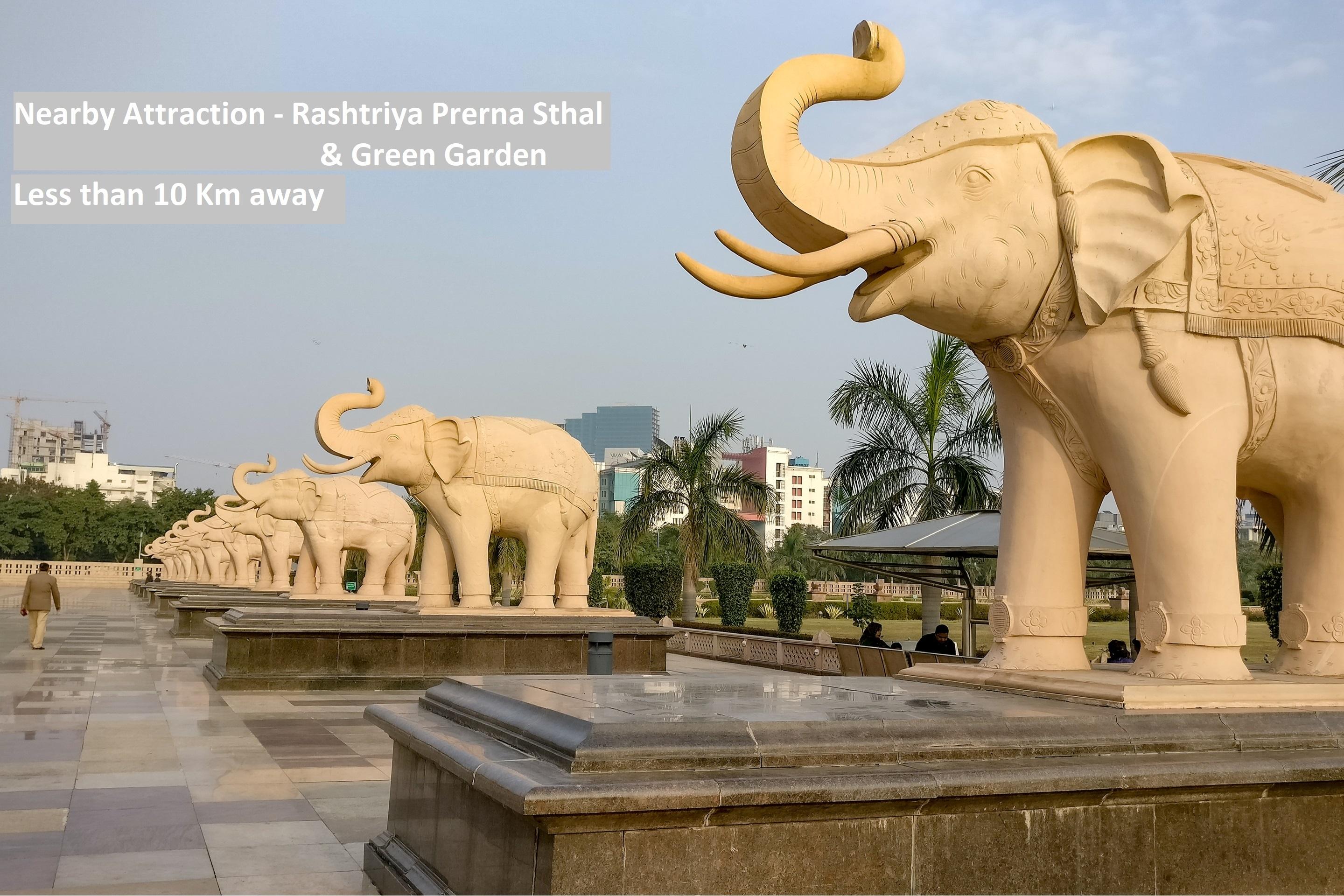 Townhouse Sector 49 Near Logix City Centre Noida Bagian luar foto